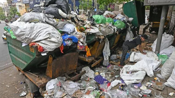 Bengaluru’s garbage crisis: Govt announces Rs 550cr cleanup plan; 2-day blockade at Bellahalli ends
