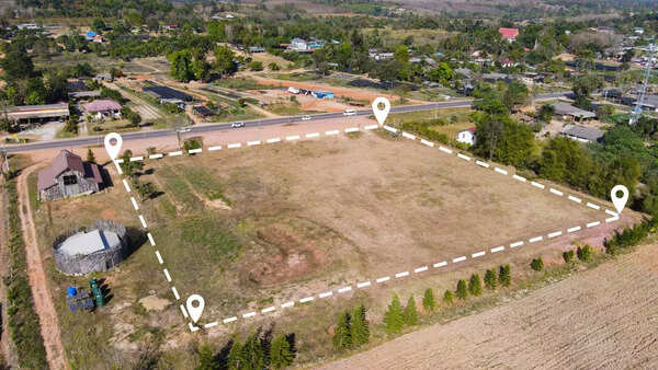 How to verify land records before buying a plot