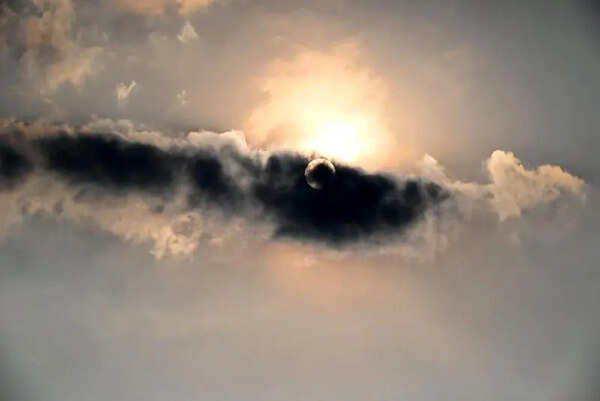 Summer heat peaks as Chennai’s temperatures may hit 41°C today, humidity predicted