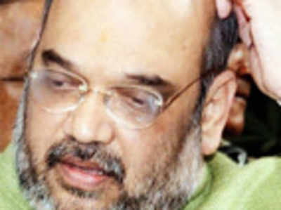 Shah trapped in Patna lift; too fat, says Lalu Prasad