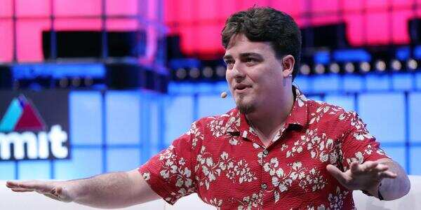 Palmer Luckey's 'congratulations message' to Apple's new CEO John Ternus has this more than 25-year-old photo that says ...
