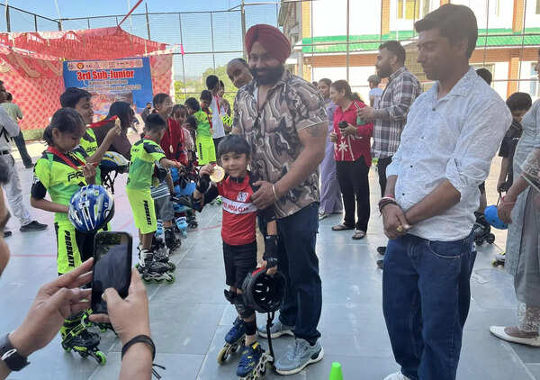 Five-year-old Shaurya Maheshwari of Jaipur clinches gold at national-level skating championship in Shimla