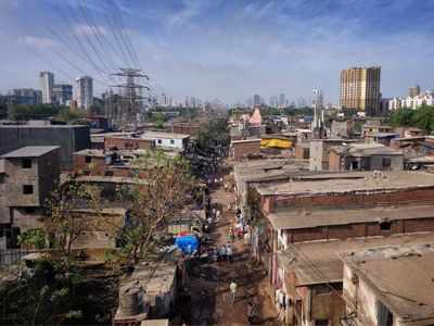 COVID-19: Dharavi crosses 2000-mark; death toll climbs to 77