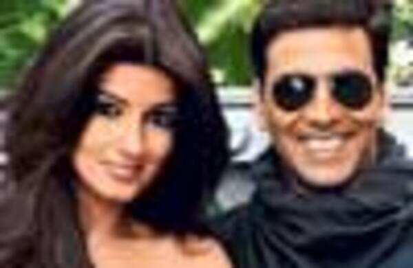 Give Akshay a National Award: Twinkle
