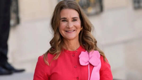 Quote of the day by Melinda French Gates: “When something’s uncomfortable, it means you’re actually growing, so embrace that.”