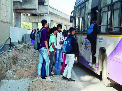 By R-Day, bus details to be at our fingertips