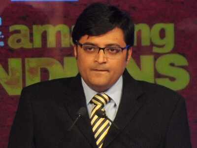 Two arrested in connection with the attack on Arnab Goswami and his wife