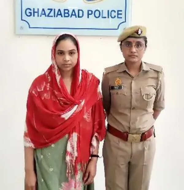 After drinks, wife smothers man at Khoda home, held