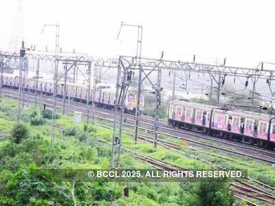 Commuter injured in Andheri-CSMT local after corrosive liquid spills from commuter's bag, taken to civil hospital