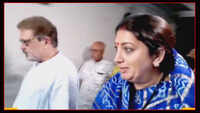 Smriti Irani offers prayers at Shrinathji Temple in Rajasthan’s Rajsamand 