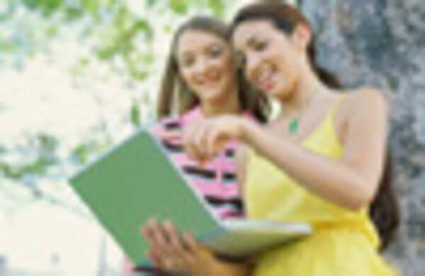 Teen Internet addicts more likely to self harm