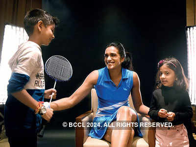 PV Sindhu spotted with young fans in Mumbai