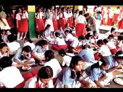 Bengal school serves salty rice to girls