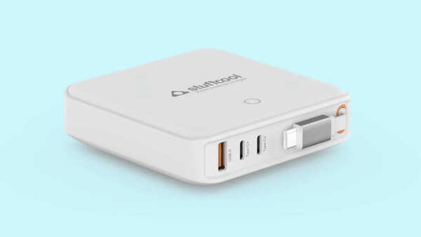 Stuffcool Zeno 100 review: A charging hub built around one clever idea