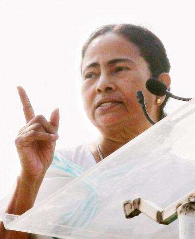 Join hands, says Mamata Banerjee to regional parties as BJP surges in Bengal