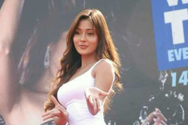 I did kiss Pooja Bose on her lips: Sara Khan