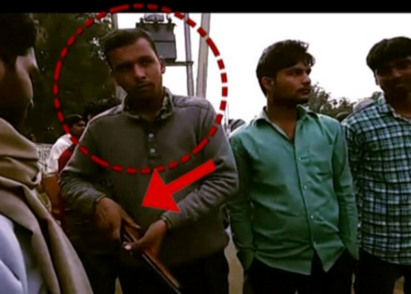 SP MLA 'attacks' Times Now crew in Shamli