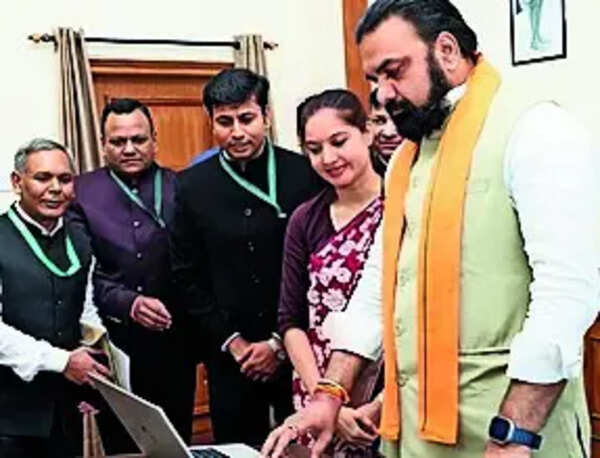 CM launches enumeration phase of Census 2027