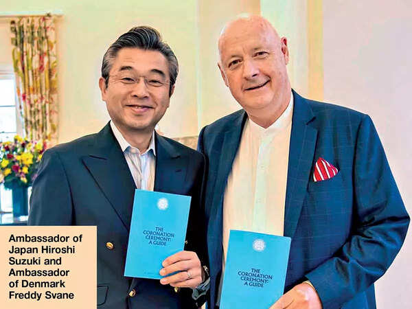 Ambassador of Japan Hiroshi Suzuki and Ambassador of Denmark Freddy Svane