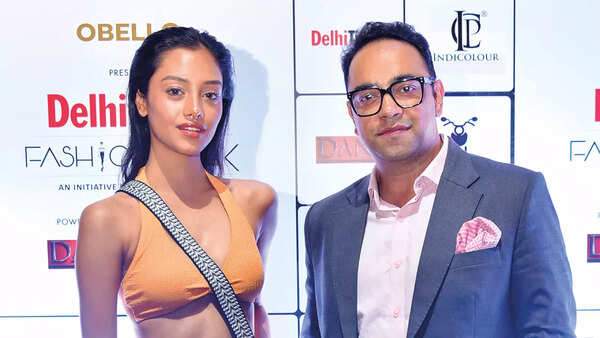 Zaanvi-sharma-&-Abhishek-Sansi-(Indicolour)