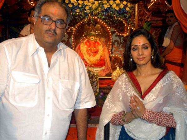 Sridevi was prepping up for a dinner date with her hubby Boney Kapoor?