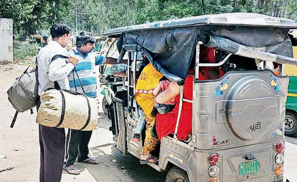 Rail passengers complain of 'harassment' by auto drivers | Chandigarh ...