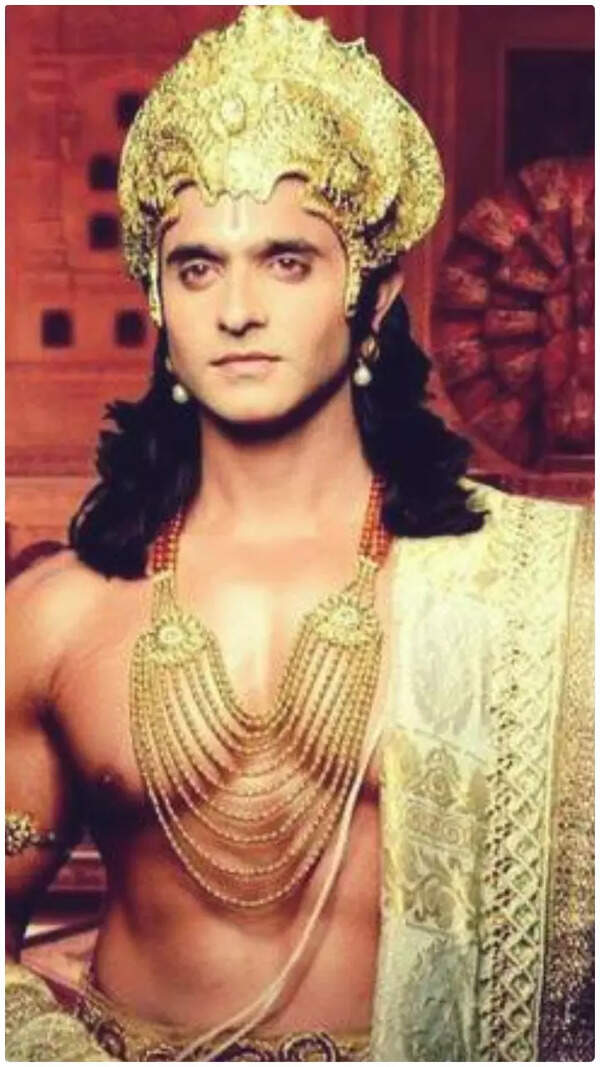 Ashish Sharma Photos