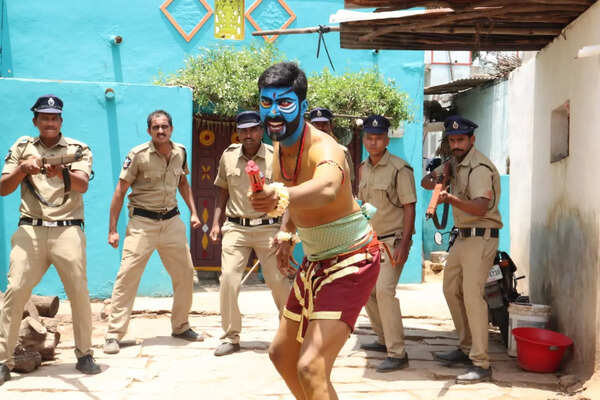 Mahi V Raghav