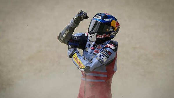 Alex Marquez crashes out Alex Marquez crashes out