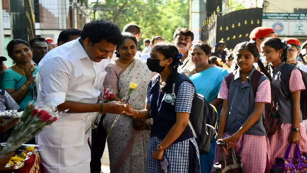 Tamil Nadu schools reopen after extended summer holidays | Chennai News ...