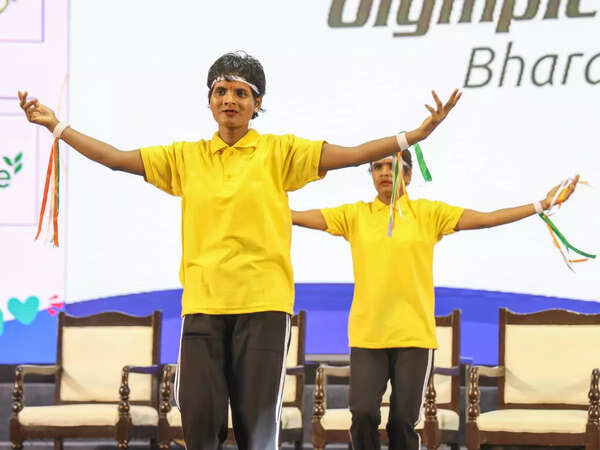 The event commenced with a cultural show