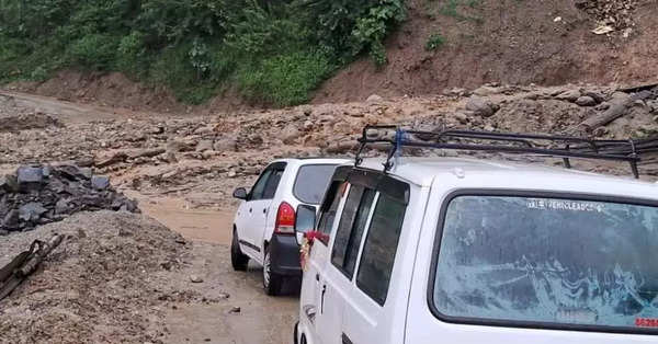 Heavy rain wreaks havoc in Himachal Pradesh, five people killed; 11 ...