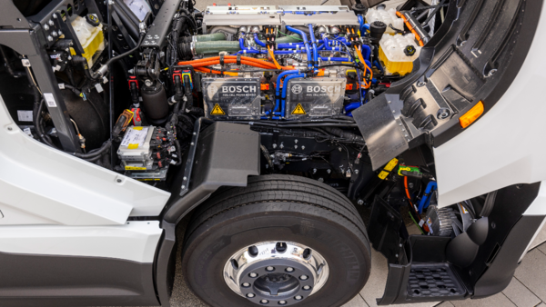 Nikola Corporation's IVECO truck with Bosch fuel-cell technology