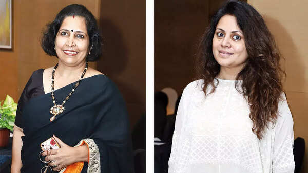 (L) Vanita Yadav (R) Anju Narain