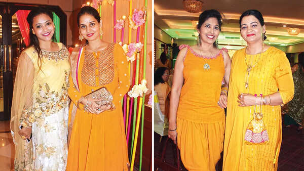(L) Shilpam and Seema (R) Sulekha and Manju