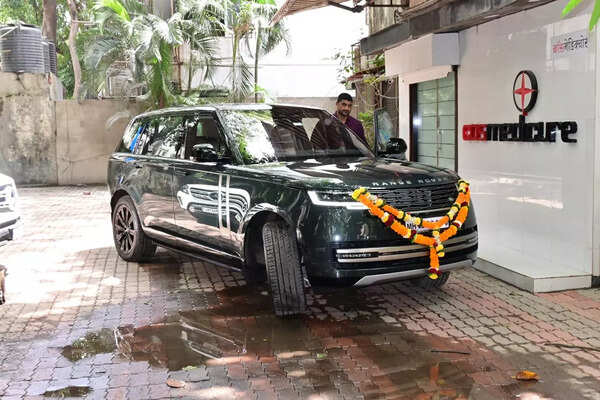 Ranbir Kapoor was clicked in the city today