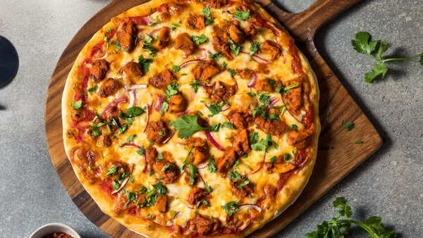 Indie Chicken Tikka Pizza