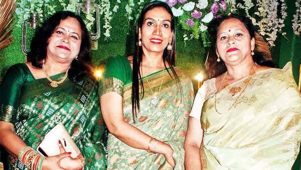 (L-R) Madhu Singh, Neetu Singh and Sudha Singh