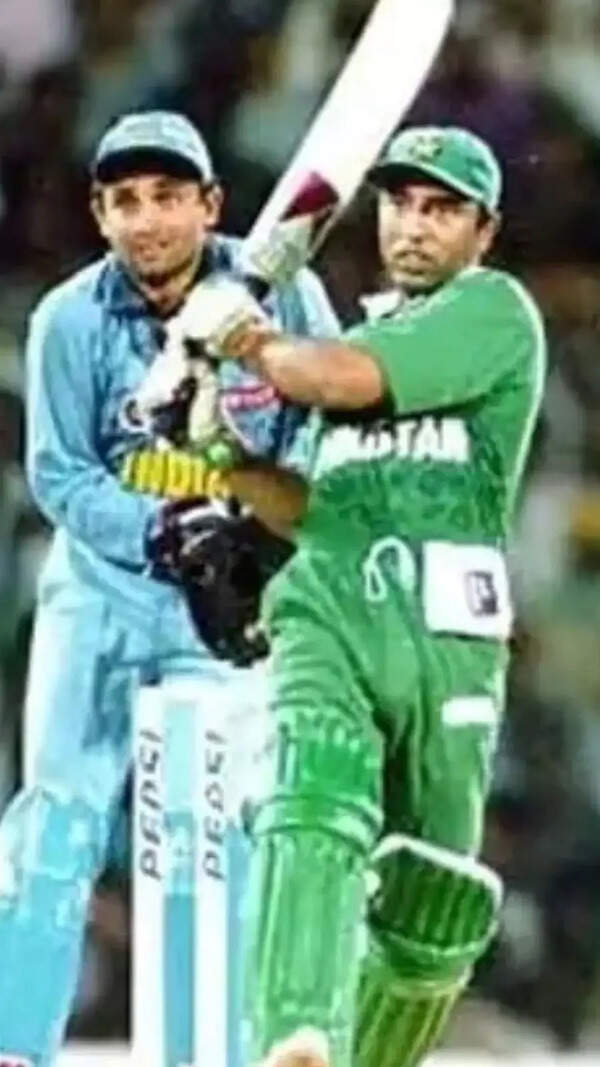 Saeed Anwar Stills