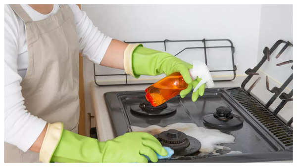 How to make your gas stove top shine like new - Times of India