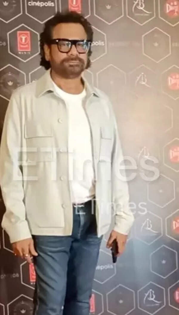 Anees bazmee