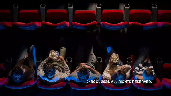 Which is the best seat to grab in a cinema hall Hindi Movie