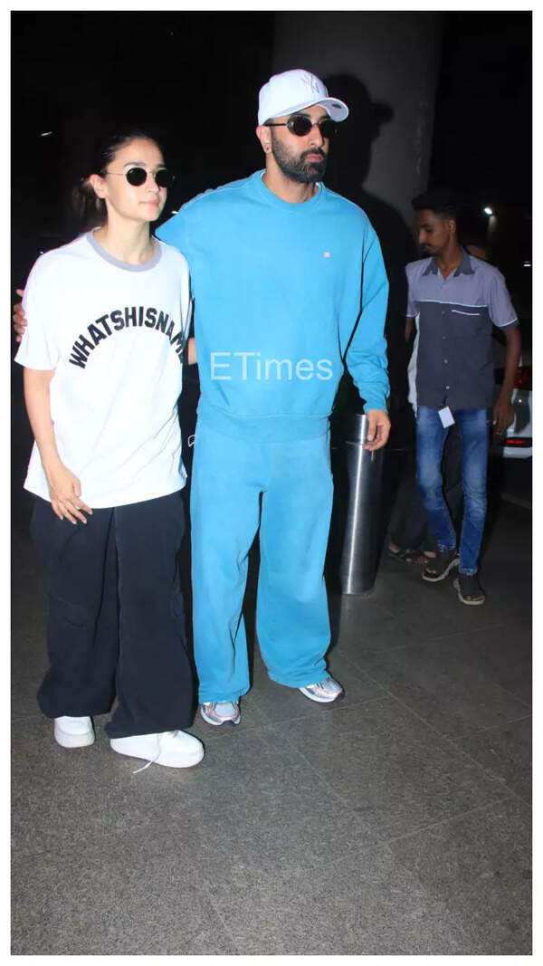 Alia Bhatt, Ranbir Kapoor Make Casual Style Statement At Mumbai