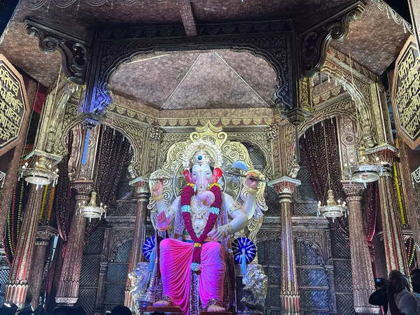 Mumbai Ganeshotsav 2023 First Look Of Lalbaugcha Raja Unveiled Mumbai News Times Of India 5889