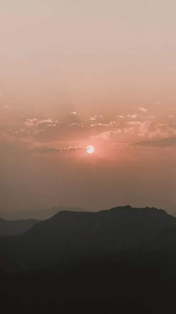 Standby Mode iOS 17 You can turn your iPhone into a smart display