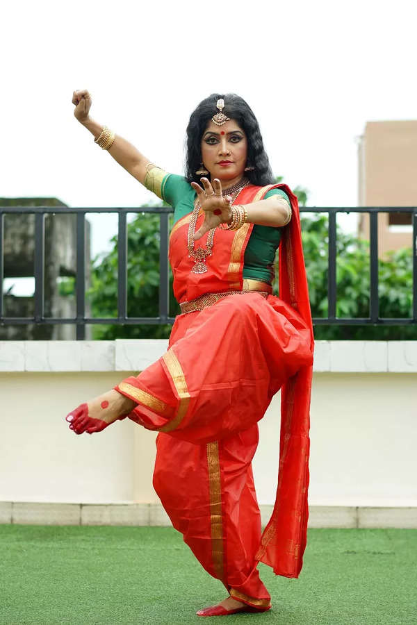 This is a dance pose from the item Nava... - June Dhar Dances | Facebook