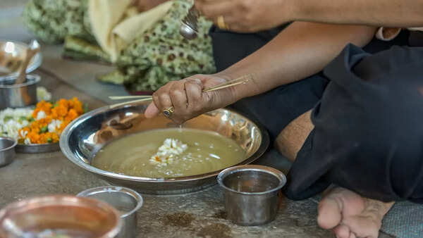 performing shradh