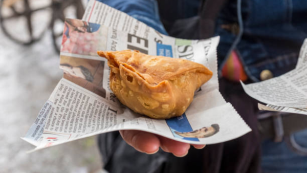 Immediate ban imposed on serving food in newspapers: Here's why it can be dangerous