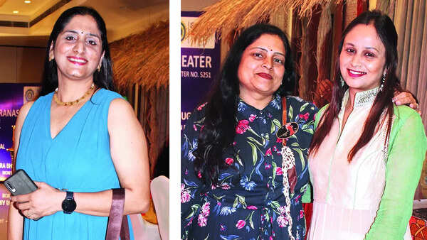 (L) Nidhi (R) Anushri
