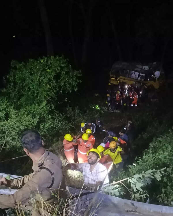 Nainital bus accident